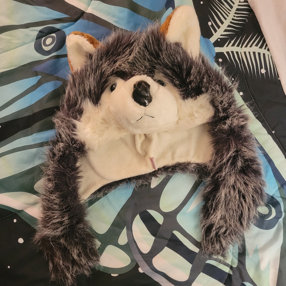 Adorable & Fuzzy Warm Wolf Hat